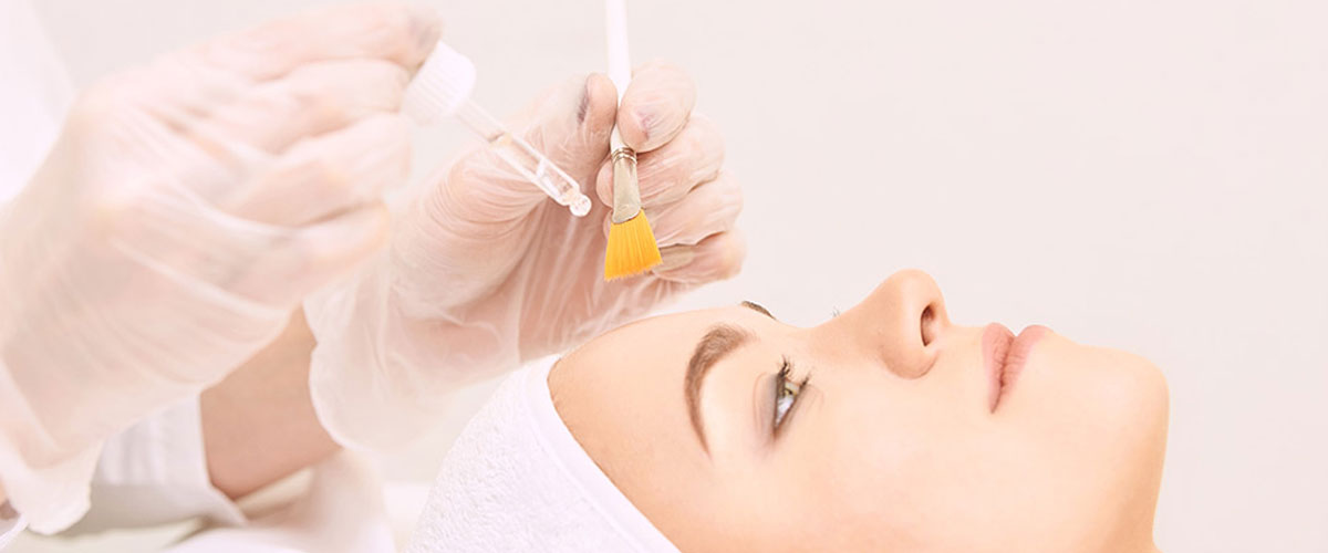 Intense Acne Peel treatment in kharghar, Navi Mumbai by Dr. Gunjan Gangaraju